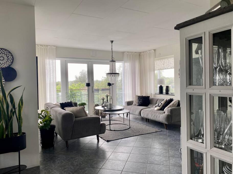 Villalaegenhet I Askim Med Havsutsikt Göteborg Zewnętrze zdjęcie